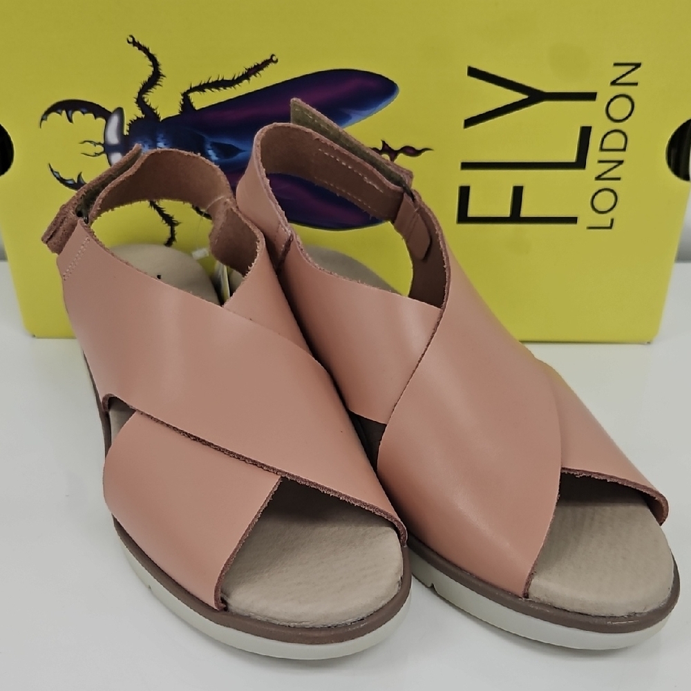 Fly London Nabi Women's Pink Sandals